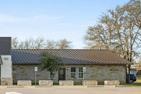 1417 W State Highway 71 #E, La Grange, TX 78945