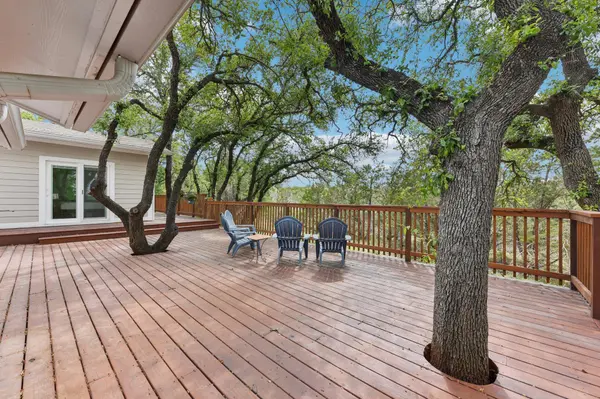 126 County Road 420 RD, Spicewood, TX 78669