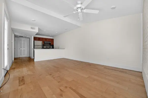 909 Reinli ST #240, Austin, TX 78751