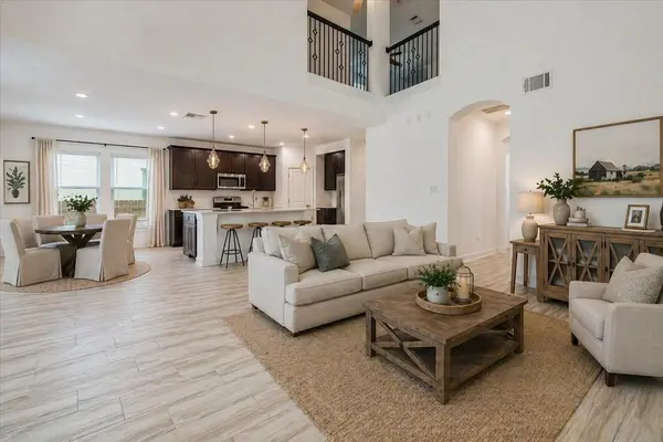 8008 Prairie Rye DR, Lago Vista, TX 78645