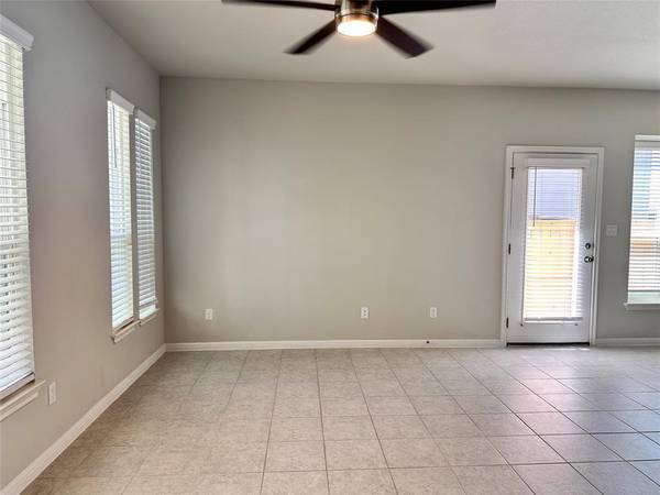 137 Rustic Glen DR, San Marcos, TX 78666