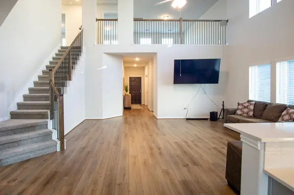 130 Yellowstone DR, Kyle, TX 78640