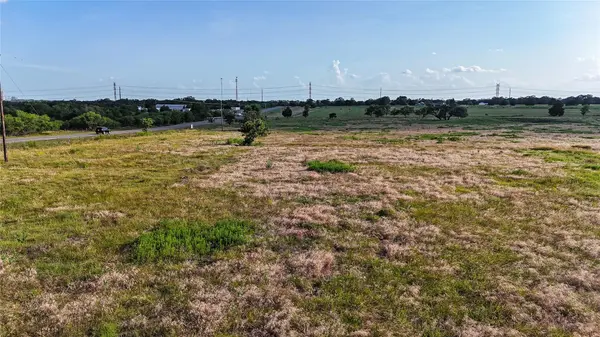 2085 E Highway 237, Round Top, TX 78954