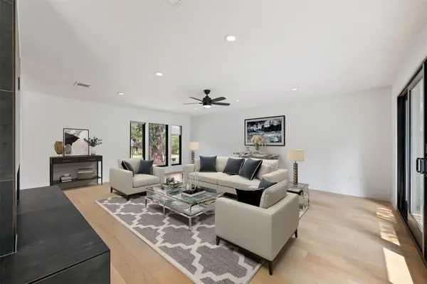 8900 Point West DR, Austin, TX 78759