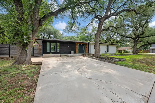 8900 Point West DR, Austin, TX 78759