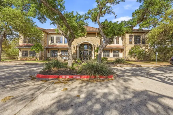5900 Southwest PKWY #401, Austin, TX 78735