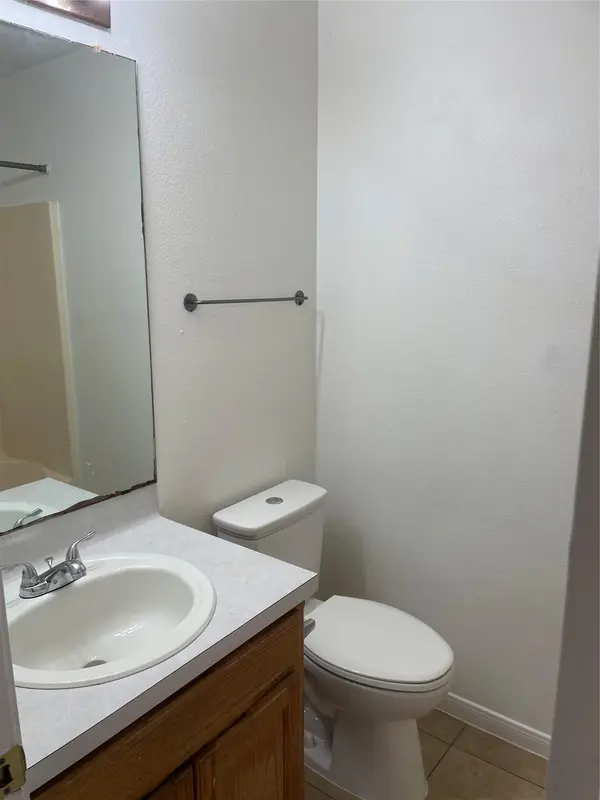 105 Axis Deer TRL #A, Hutto, TX 78634