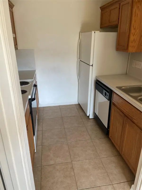 105 Axis Deer TRL #A, Hutto, TX 78634