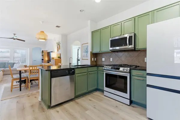 2513 Winchell LN, Austin, TX 78725