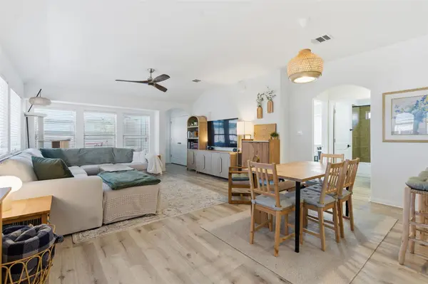 2513 Winchell LN, Austin, TX 78725