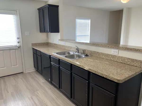 217 Denson LN, Jarrell, TX 76537
