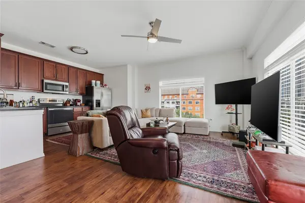 910 W 25th ST #507, Austin, TX 78705