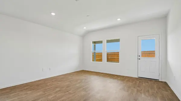 12020 Pike BND, Mustang Ridge, TX 78610