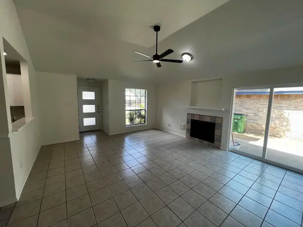 607 Saunders DR, Round Rock, TX 78664