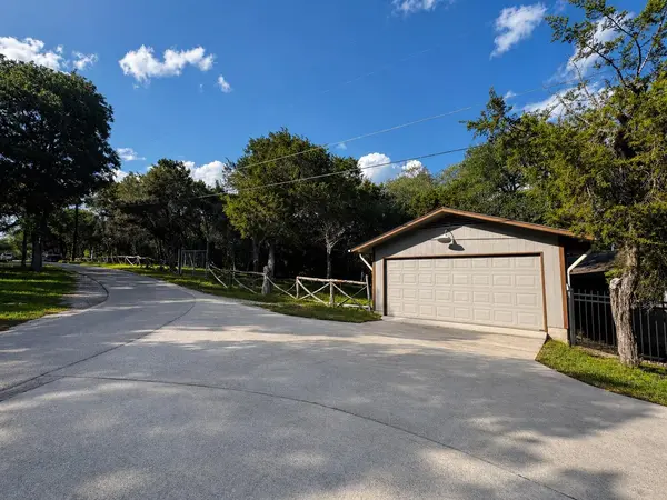 17129 E Darleen DR, Leander, TX 78641