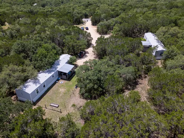 502 Wayside DR, Wimberley, TX 78676