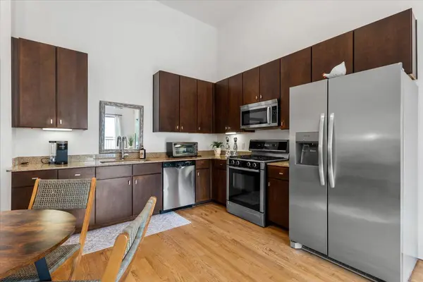 6000 S Congress Ave #124, Austin, TX 78745