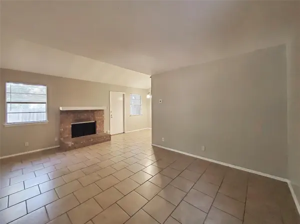 1814 Nicole CIR #B, Round Rock, TX 78664