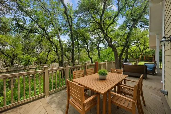 1211 Falcon Ledge DR, Austin, TX 78746