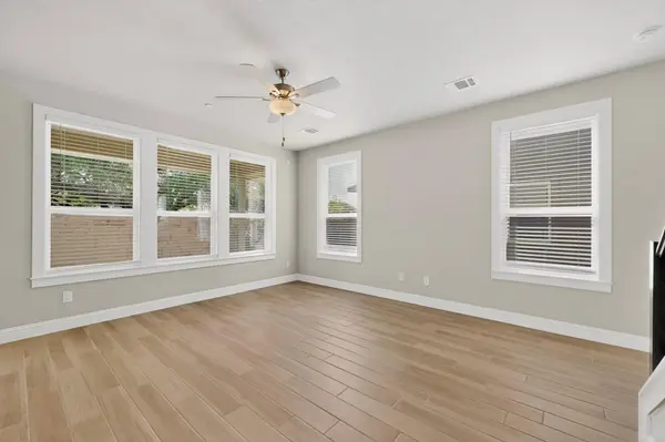 2605 Sam Bass RD #9, Round Rock, TX 78681