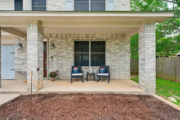 369 S Kates CV, Buda, TX 78610