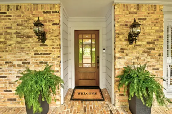 2500 Forest Bend DR, Austin, TX 78704