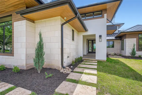 6412 Lantern View DR, Jonestown, TX 78645