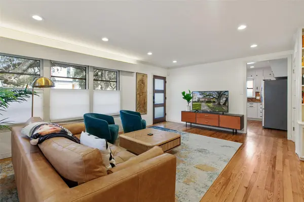 1511 Chelsea LN, Austin, TX 78704