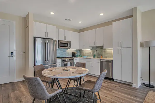 630 W Center SQ #303, Port Aransas, TX 78373