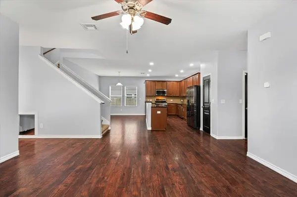 312 Waterloo DR, Kyle, TX 78640