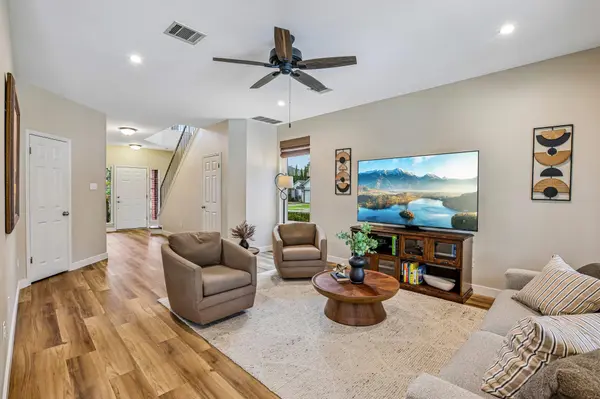 7400 Peabody DR, Austin, TX 78729