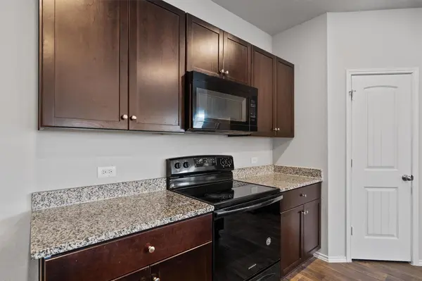 6121 Ronee Leah DR, Austin, TX 78724