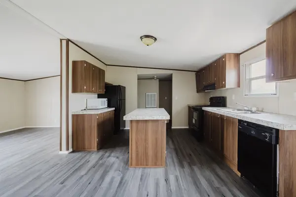 107 Appaloosa DR, Kyle, TX 78640