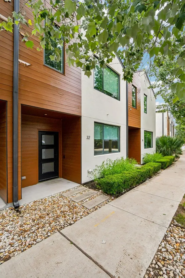 1931 E 38th 1/2 ST #32, Austin, TX 78723