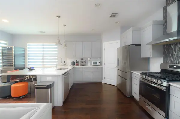 302 Delmar Ave #B, Austin, TX 78752