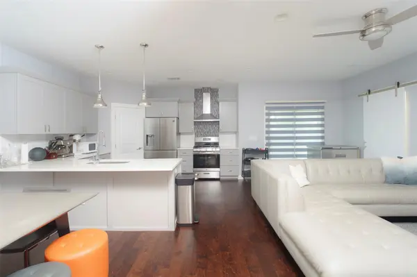 302 Delmar Ave #B, Austin, TX 78752