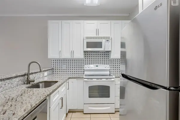 802 S 1st ST #206, Austin, TX 78704