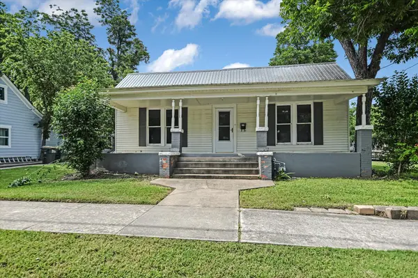 312 W 10th ST, Georgetown, TX 78626