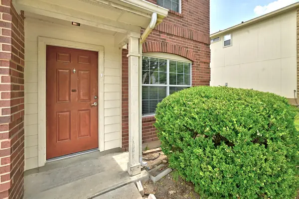 220 Peppergrass CV, Kyle, TX 78640
