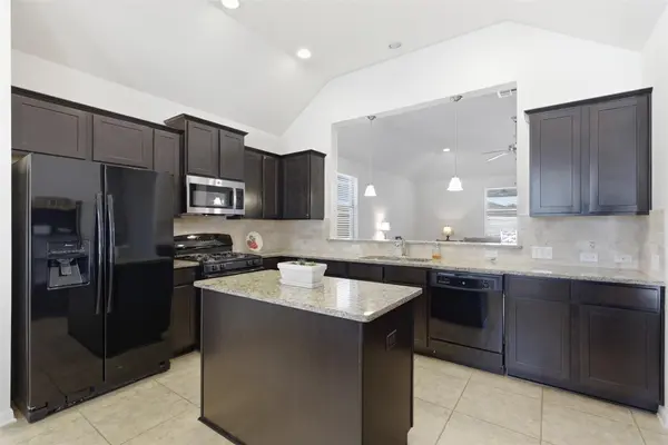 2144 Granite Hill DR, Leander, TX 78641