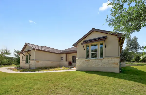 105 Arrowhead RD, Georgetown, TX 78633