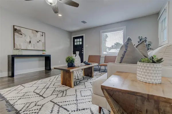 2200 E 14th ST, Austin, TX 78702