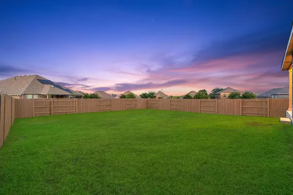 136 Tailwind DR, Kyle, TX 78640
