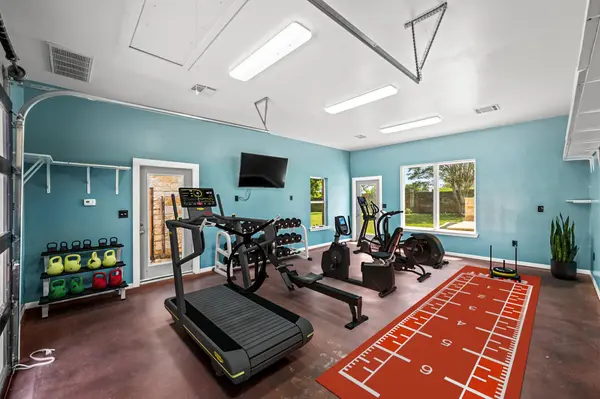 1023 Grassy Field RD, Austin, TX 78737