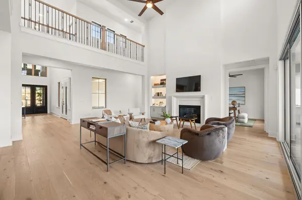 136 Baldovino SKWY, Lakeway, TX 78738