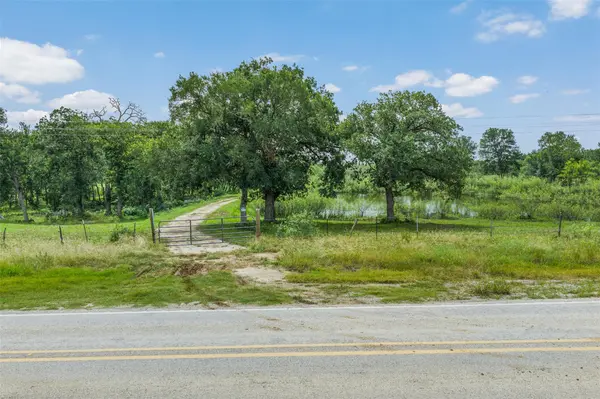 401 FM 672, Dale, TX 78616