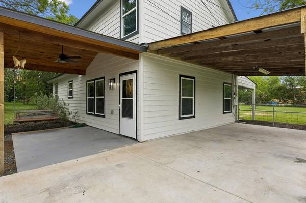 1909 S Pine ST, Georgetown, TX 78626