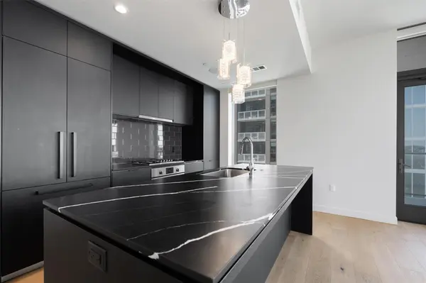 44 East Ave #2307, Austin, TX 78701