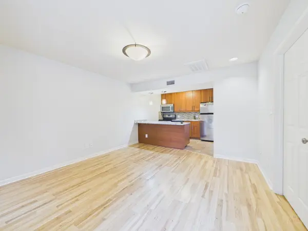 7685 Northcross DR #921, Austin, TX 78757