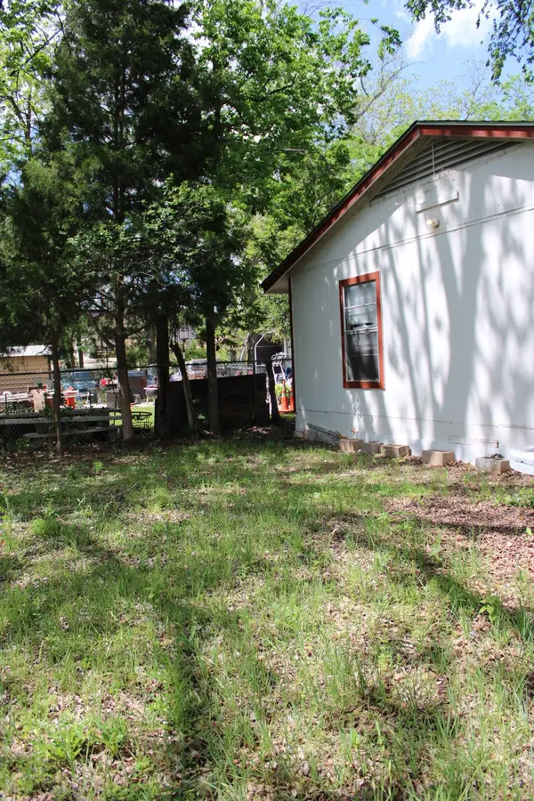 3017 Lyons RD, Austin, TX 78702